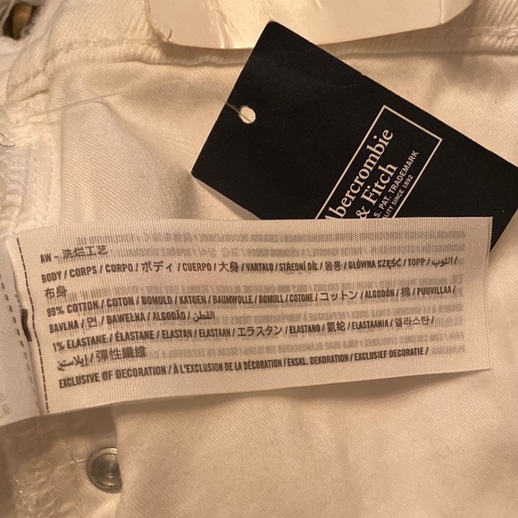 Abercrombie & Fitch The Mom Short High-Rise - Picture 5 of 5